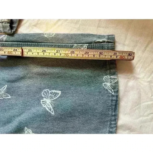 Simple Society Womens 5/27 Super High Rise Baggy Denim Jeans Butterfly Print - Picture 7 of 10